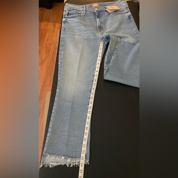 NWT MOTHER jeans Insider Crop Step Frey Limited Edition Wash Size 34 - Picture 9 of 16
